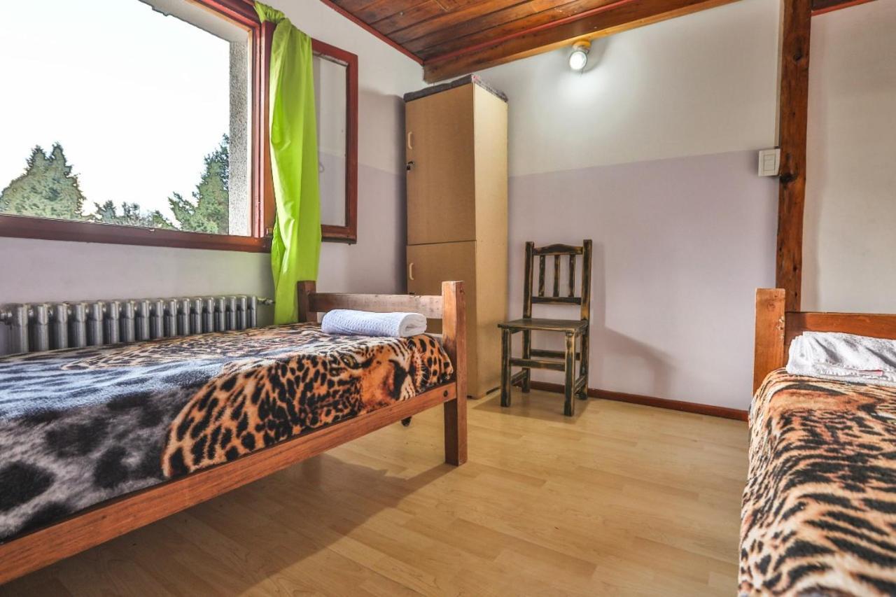 Km Sun Hostel Сан-Карлос-де-Барілоче Номер фото